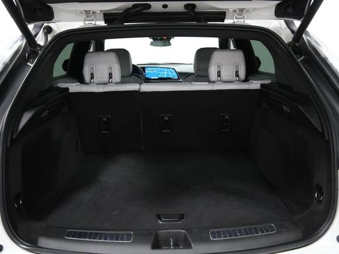 Used 2024 Cadillac XT4 Sport image 14