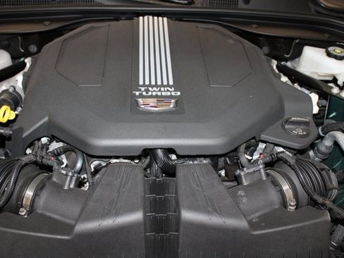 Used 2025 Cadillac CT5 V w/ Technology Package image 40