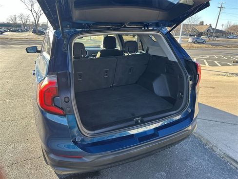 Used 2019 GMC Terrain SLE image 18