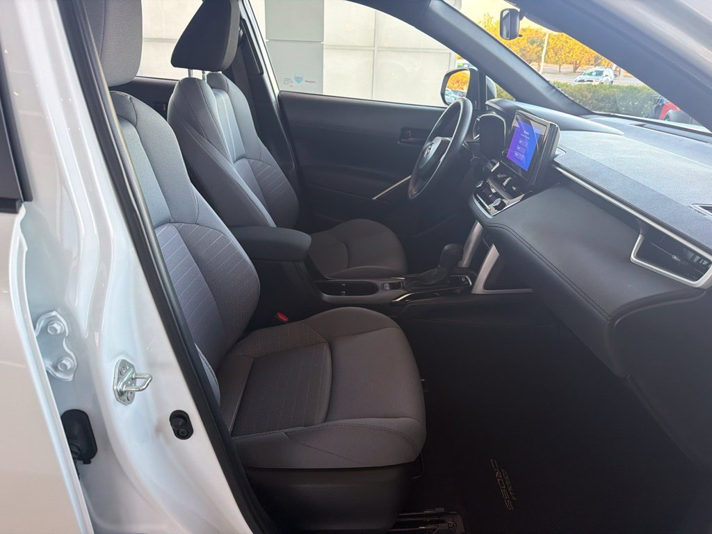 Certified 2024 Toyota Corolla Cross AWD Hybrid image 18