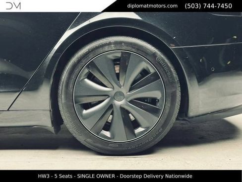 Used 2022 Tesla Model S AWD/4WD image 37
