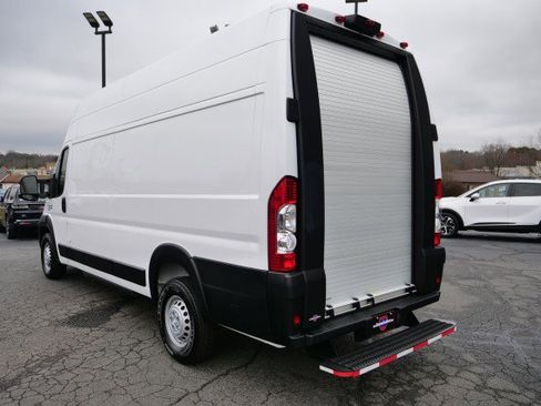 Used 2024 RAM ProMaster 3500 w/ Delivery Van Package image 13