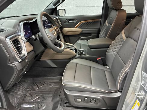 New 2026 GMC Canyon Denali AWD/4WD image 26