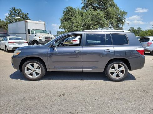 Used 2010 Toyota Highlander Limited FWD image 8