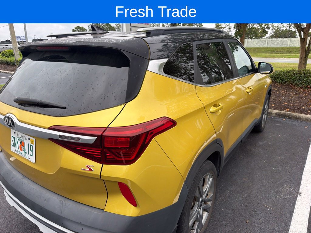 Used 2021 Kia Seltos S AWD/4WD image 3