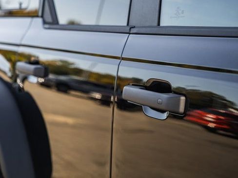 New 2025 Ford Bronco Outer Banks w/ Sasquatch Package image 27