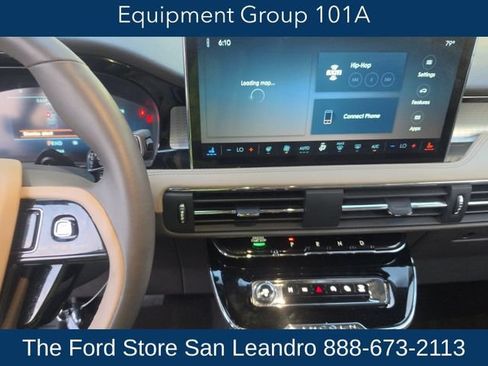Used 2023 Lincoln Corsair FWD w/ Equipment Group 101A image 21