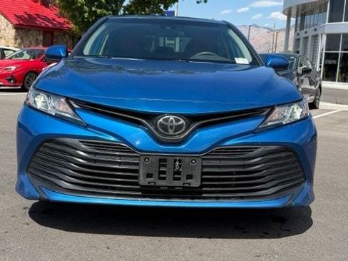 Used 2020 Toyota Camry LE w/ Carpet Mat Package FWD image 9