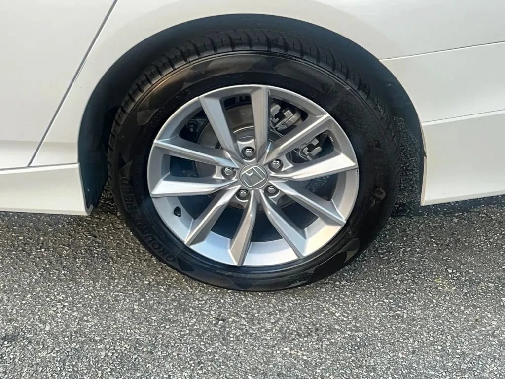 Used 2021 Honda Accord LX image 39