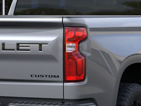 New 2026 Chevrolet Silverado 1500 Custom image 11