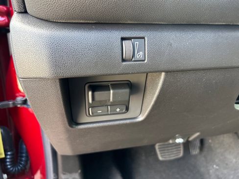 New 2026 Chevrolet Colorado LT image 8