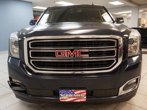 Used 2017 GMC Yukon SLT w/ Open Road Package AWD/4WD image 16