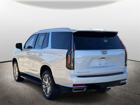 Used 2021 Cadillac Escalade Premium Luxury image 6