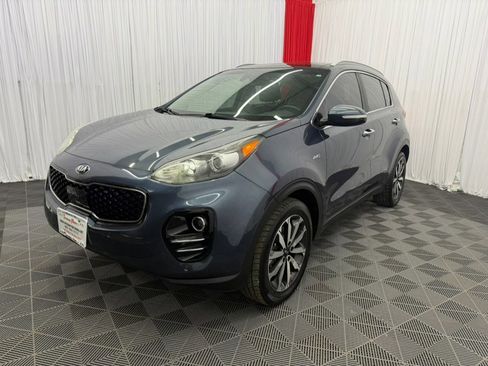 Used 2017 Kia Sportage EX w/ EX Technology Package AWD/4WD image 4