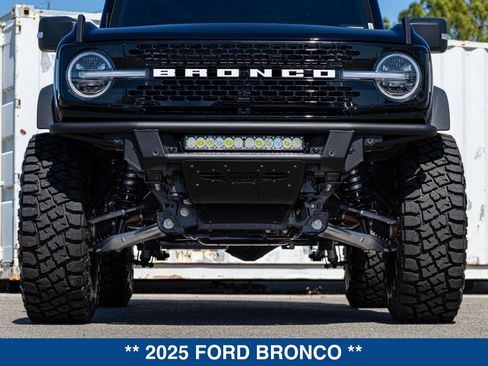 New 2025 Ford Bronco Badlands AWD/4WD image 10