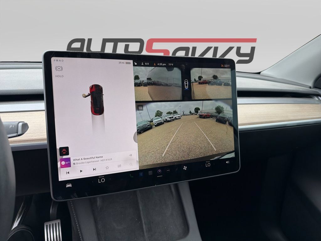 Used 2024 Tesla Model Y 2WD image 14