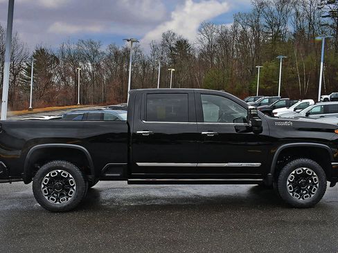 New 2026 Chevrolet Silverado 2500 High Country w/ High Country Premium Package image 6