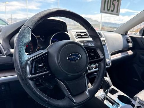 Used 2019 Subaru Outback 2.5i Limited w/ Popular Package #2 AWD/4WD image 16