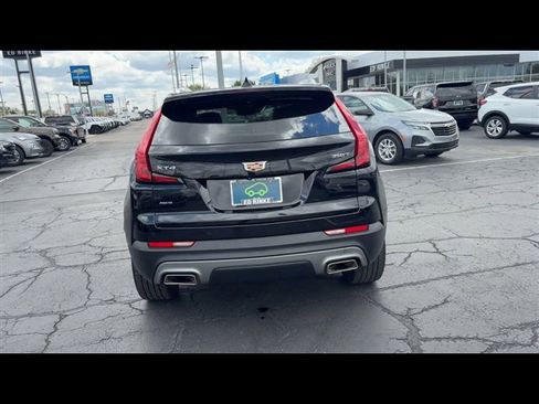 Used 2023 Cadillac XT4 Premium Luxury AWD/4WD image 7