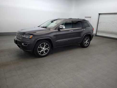 Used 2019 Jeep Grand Cherokee Overland AWD/4WD image 2