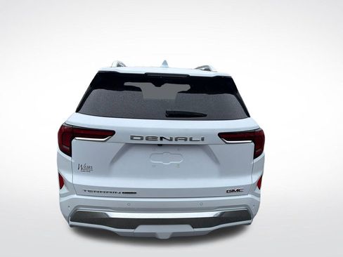 New 2026 GMC Terrain Denali w/ LPO, Floor Liner Package AWD/4WD image 4