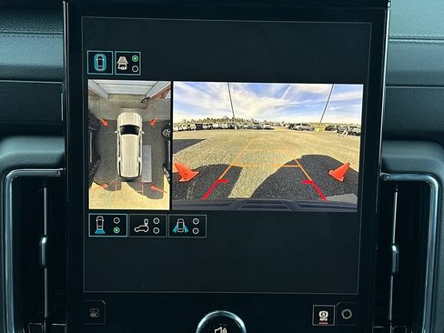 Used 2026 GMC Yukon XL Denali w/ Sun & Power Step Package AWD/4WD image 27
