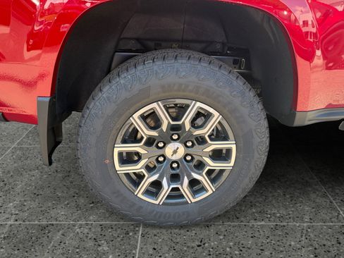New 2026 Chevrolet Colorado Z71 w/ Technology Package AWD/4WD image 13
