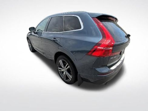 Used 2021 Volvo XC60 T5 Momentum w/ Premium Package AWD/4WD image 5