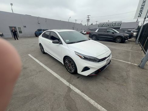 Used 2023 Kia Forte GT w/ GT2 Package FWD image 2