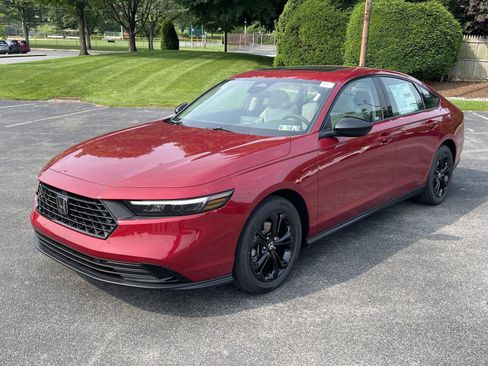 New 2025 Honda Accord SE image 4