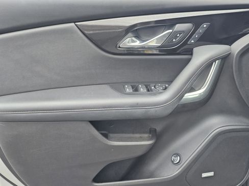 Used 2019 Chevrolet Blazer Premier w/ Sun and Wheels Package image 9