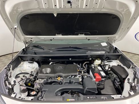 Used 2023 Toyota RAV4 XLE AWD/4WD image 25