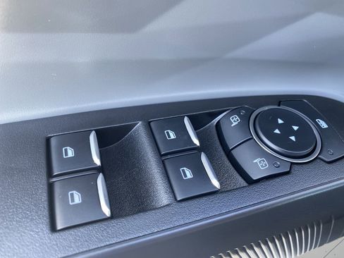 New 2026 Ford Maverick Lobo AWD/4WD image 18