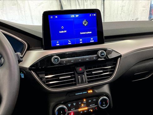 Used 2022 Ford Escape SEL image 6