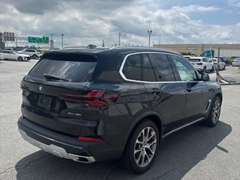 Used 2024 BMW X5 xDrive40i w/ Premium Package AWD/4WD image 10