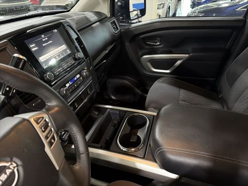 Used 2024 Nissan Titan SV w/ SV Convenience Package AWD/4WD image 40