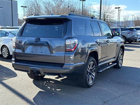 Used 2018 Toyota 4Runner Limited image 2