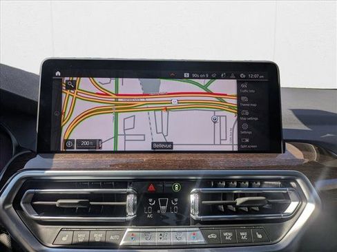 Used 2025 BMW X4 xDrive30i w/ Premium Package image 13