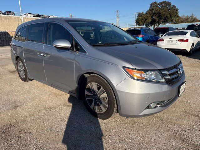 Used 2016 Honda Odyssey Touring image 1