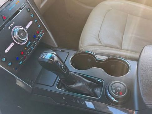 Used 2017 Ford Explorer Limited w/ Equipment Group 301A image 28