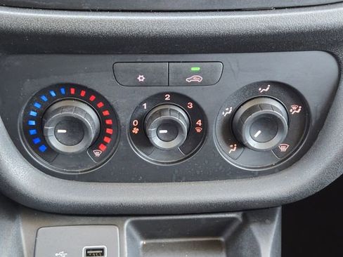 Used 2022 RAM ProMaster City Wagon image 19