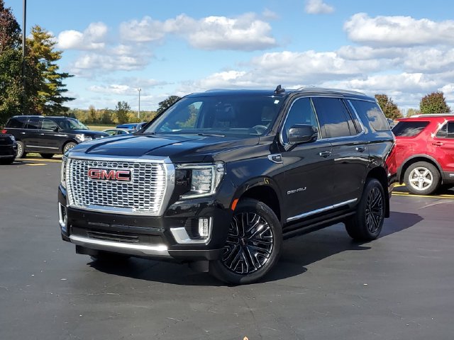 Used 2022 GMC Yukon Denali w/ Denali Premium Package AWD/4WD image 38