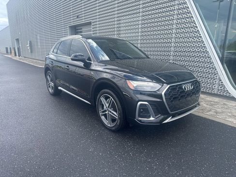 Certified 2024 Audi Q5 e Premium Plus AWD/4WD image 39