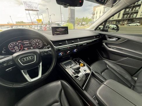 Used 2019 Audi Q7 3.0T Premium Plus w/ Premium Plus Package AWD/4WD image 34