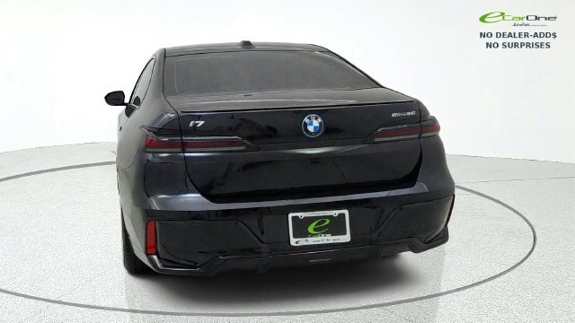 Used 2025 BMW i7 eDrive50 w/ M Sport Package RWD image 8