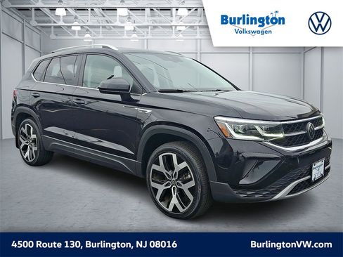 Used 2023 Volkswagen Taos SEL image 1