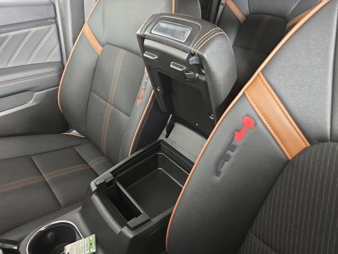 Certified 2024 GMC Canyon AT4 w/ Canyon Safety Plus Package image 29