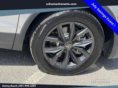 Used 2024 Volkswagen Tiguan SE FWD image 9
