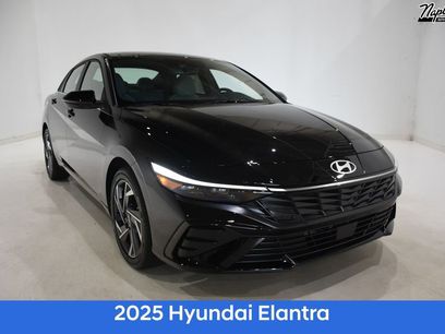 New 2025 Hyundai Elantra Limited