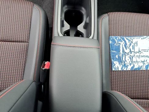 New 2026 Nissan Kicks SR w/ Cold Weather Package image 47